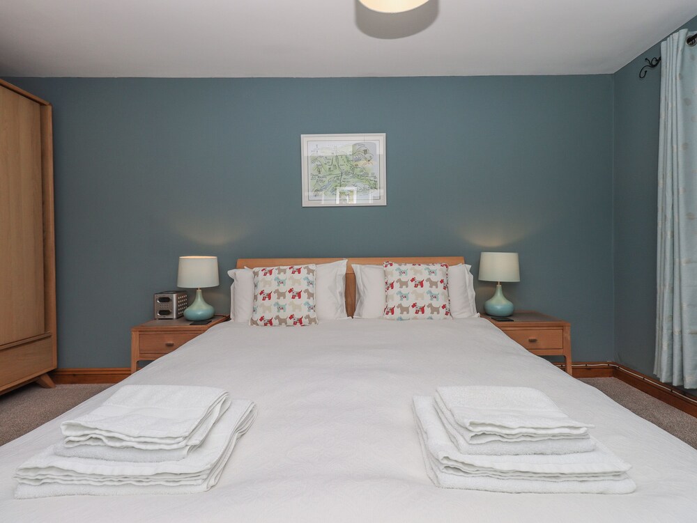 Howes Beck Cottage view 3