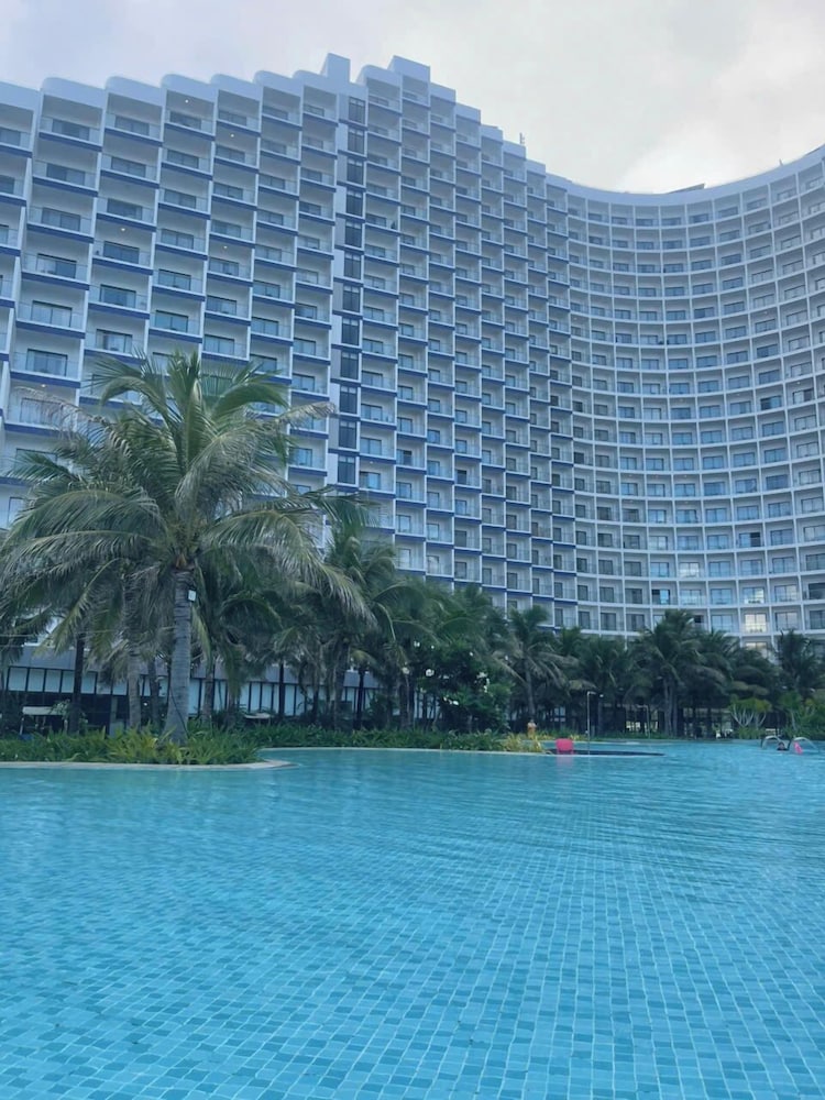 AirPort Cam Ranh Resort