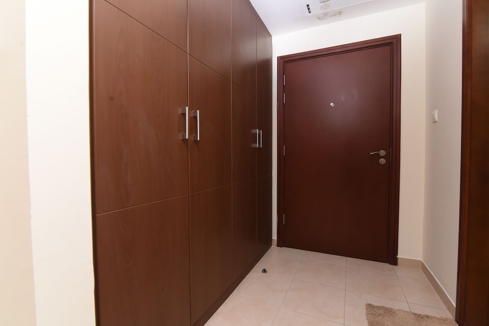 OYO Home 248 Al NojoomTower Business bay