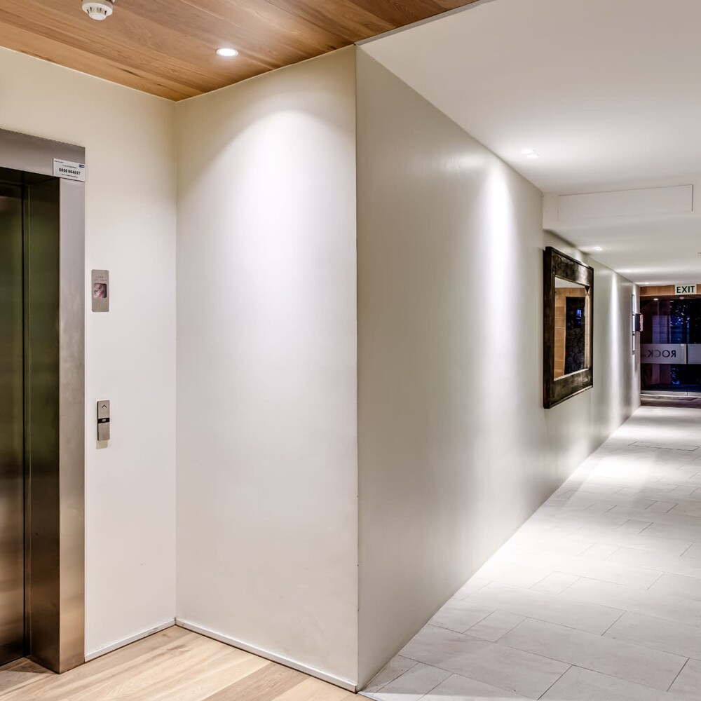 Luxurious Camps Bay Retreat w Sea Views Rock Residence view 5