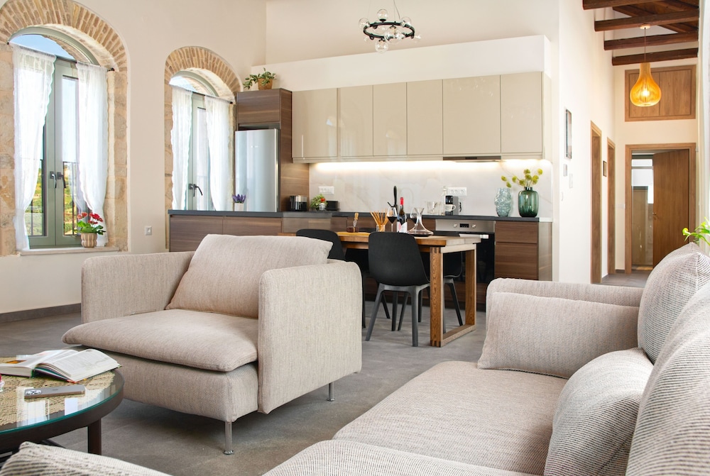 Divine Crete photo 4