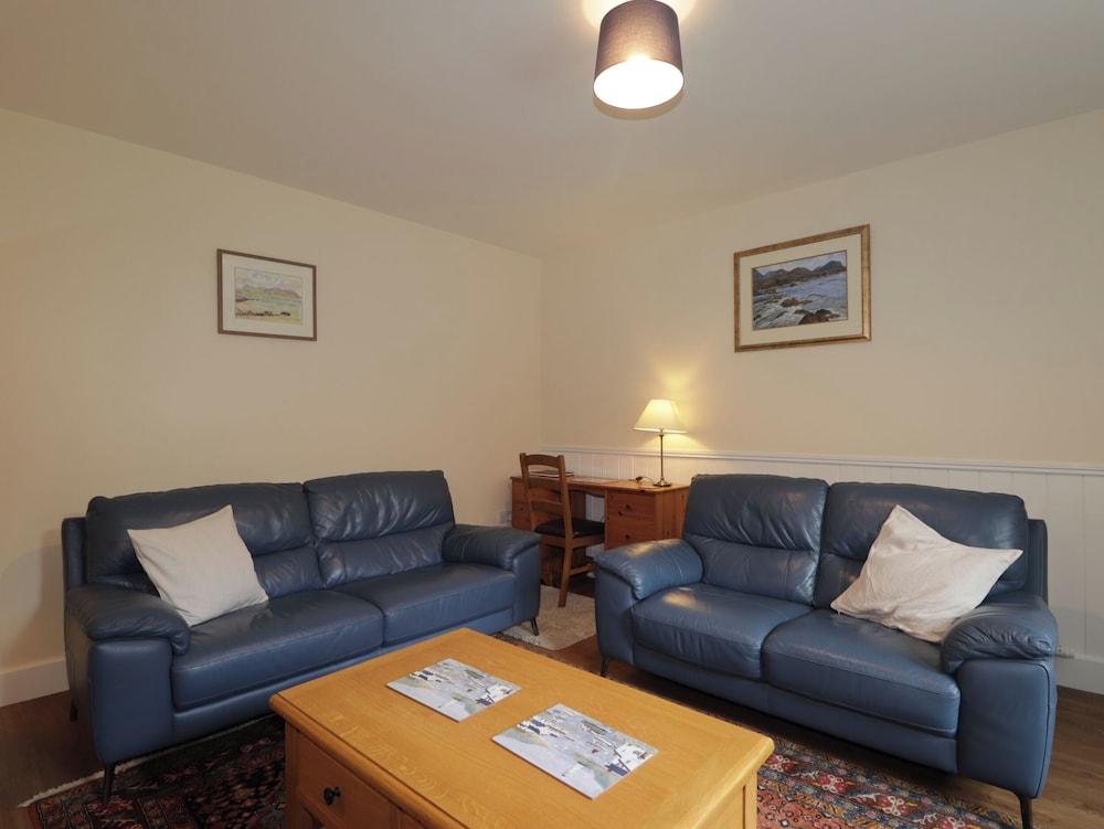 Gunroom Cottage