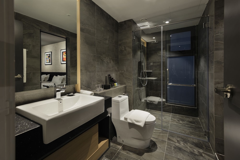 The Granite Luxury Hotel Penang 88