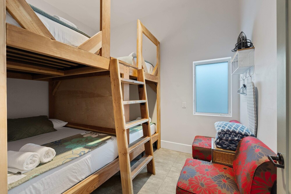 6BR Sanctuary