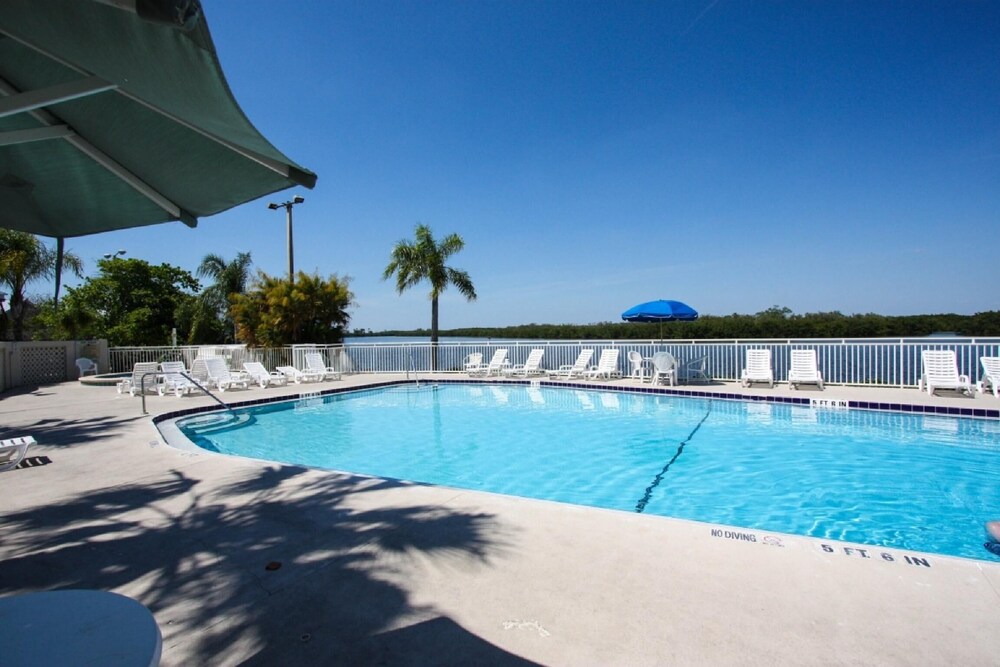 573 Little Harbor - Property Image 22
