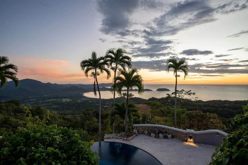 Stunning Mountaintop Property with Stylish Main Home, Private Guesthouse & Infinity Pool
