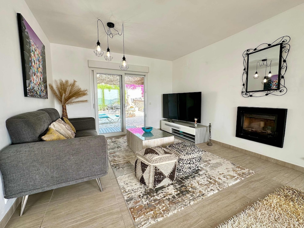 Casa Con Vista - Stunning Villa in Moraira