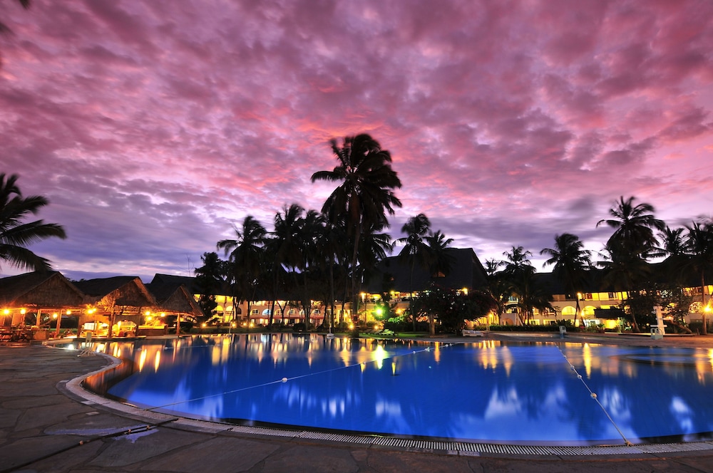 Reef Hotel