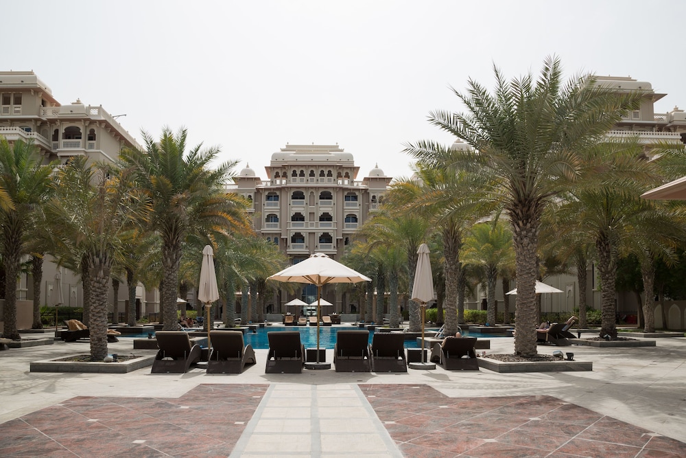 HiGuests - Grandeur Residences