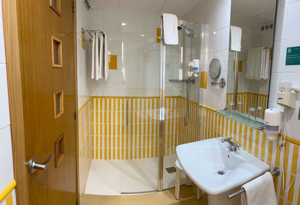 HOTEL TIO PEPE