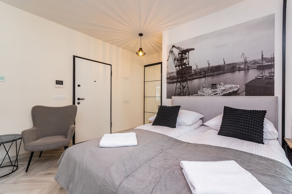 Doki Studio Stocznia by Grand Apartments
