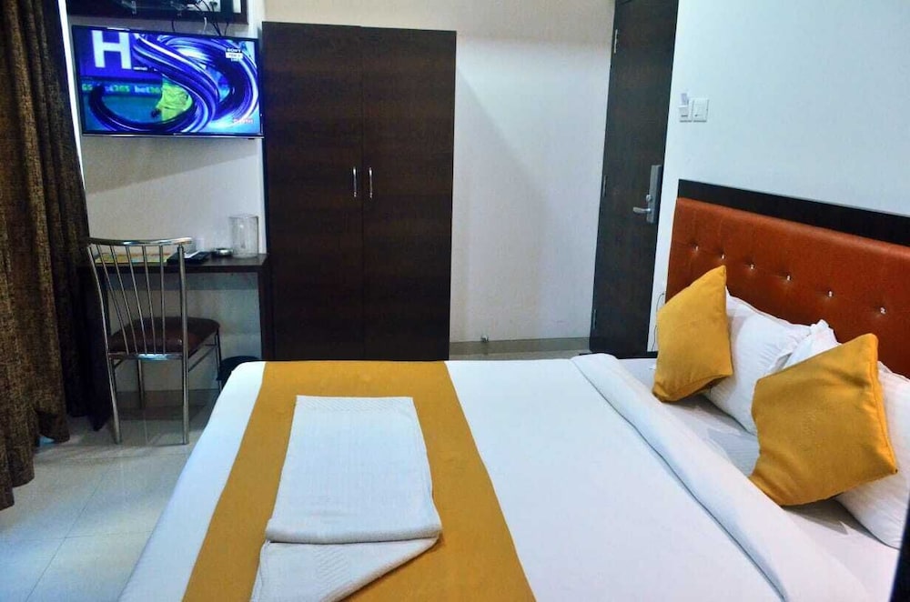 Mumbai Vacations - THE BEST HOTEL MUMBAI - Property Image 17