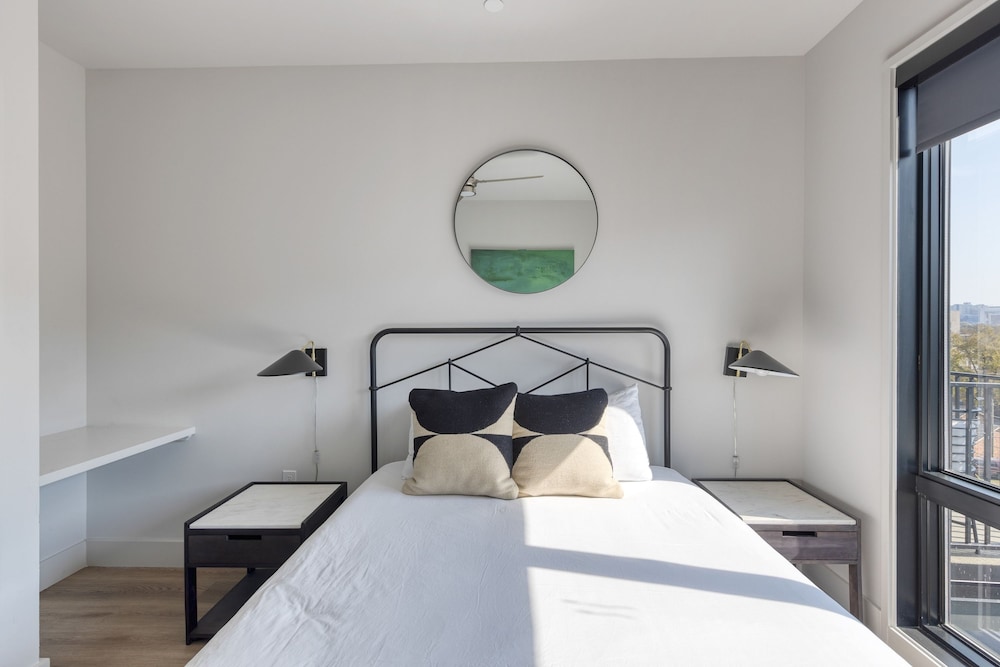 Muse at the Odyssey by Avantstay Heart of Midtown