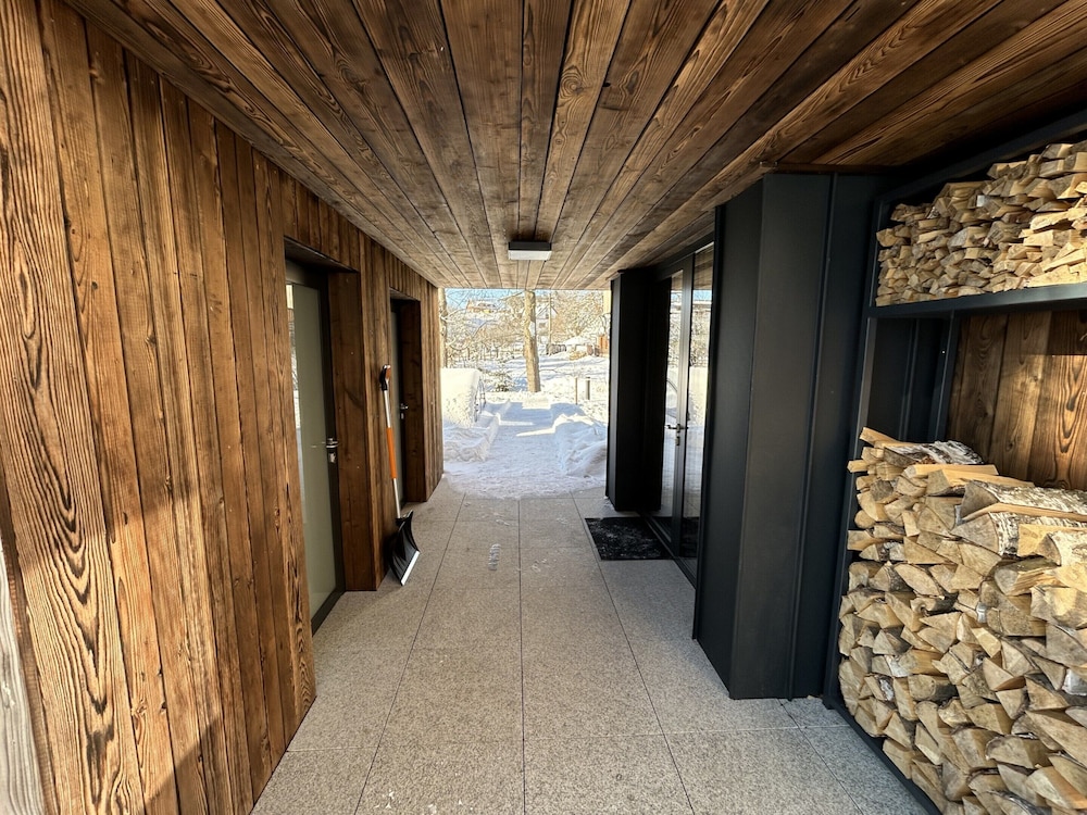 Villa in Cerny Dul With Pool & Sauna