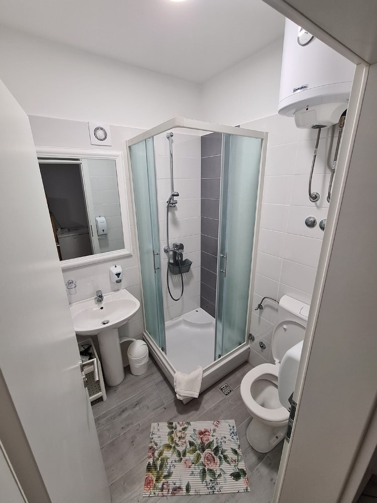 Apartments Pansion Franka 3