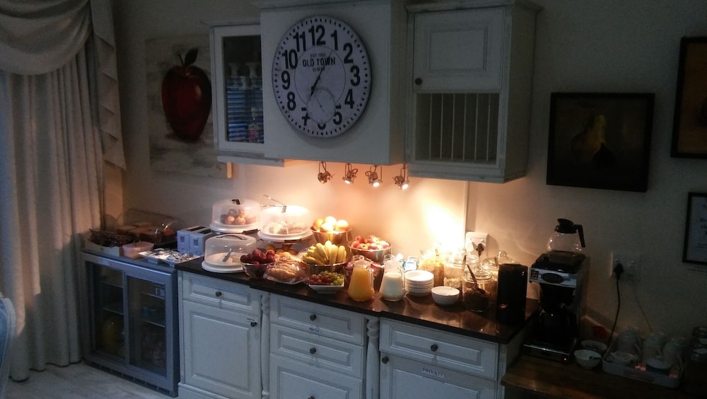Altona Guest House