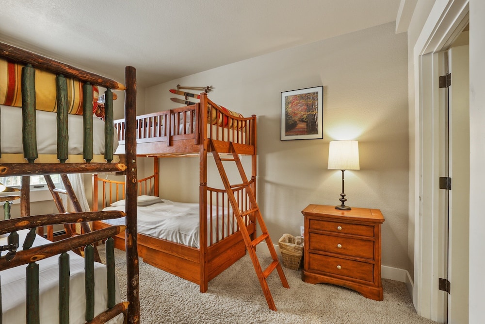 Spacious Elegance-Kirkwood-Timber Ridge 3 Bedroom 3 Residence