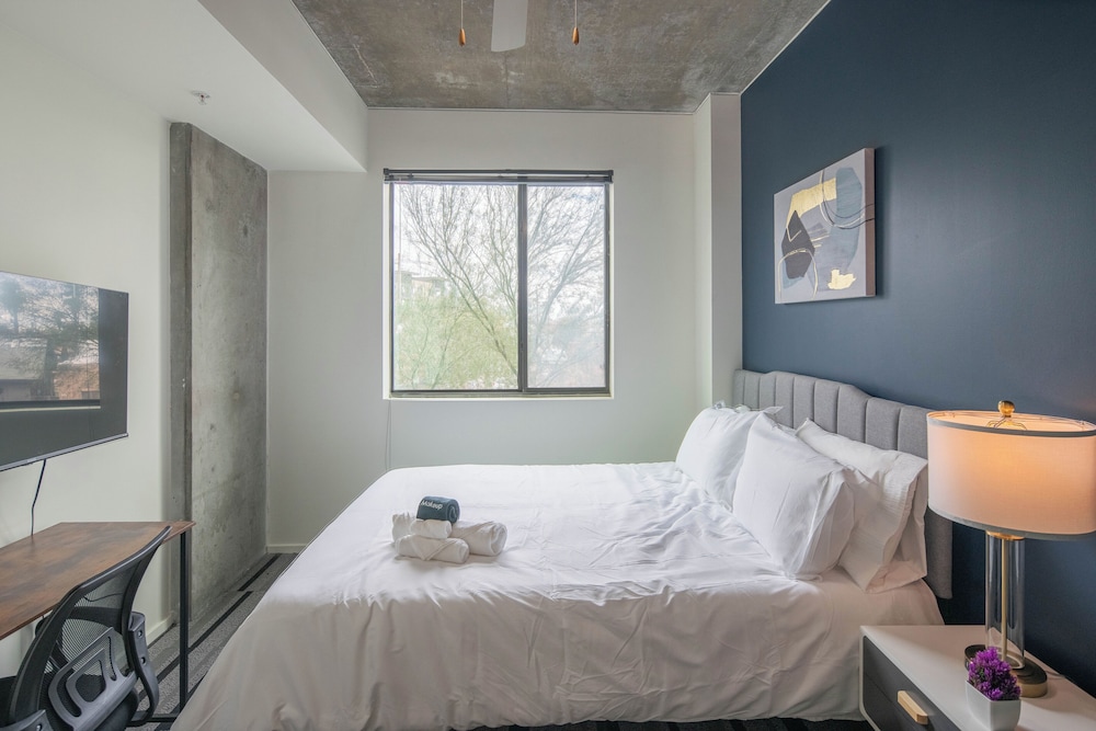 ROVE LIVING/KL - Roosevelt Point