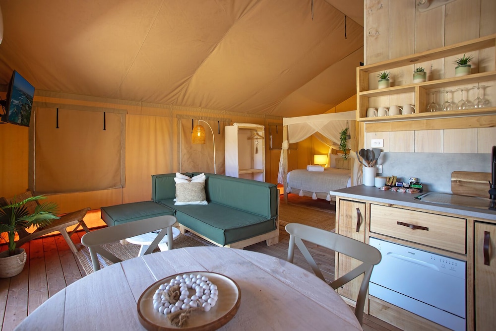 Ingenia Holidays One Mile Beach