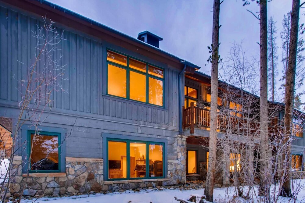 Beaver's Lodge view 5
