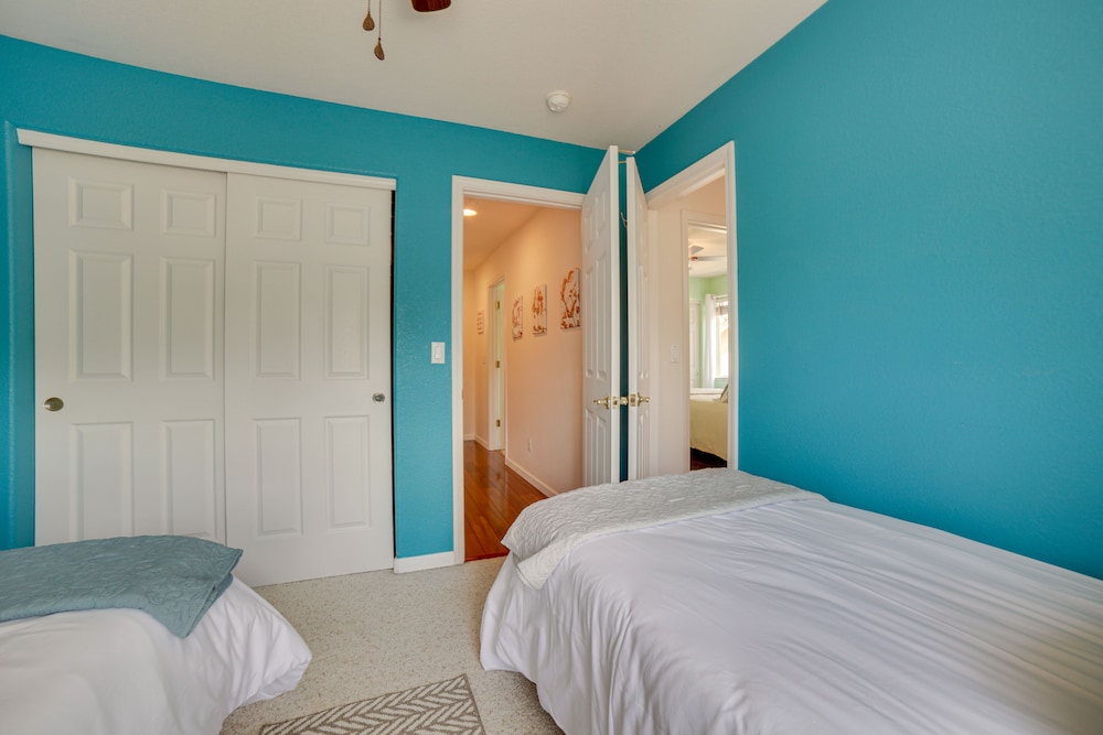 Reno Vacations - Spacious Reno Home w/ Deck 1 Mi to Downtown! - Property Image 33