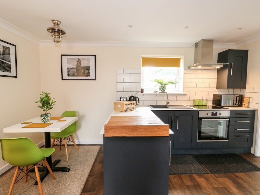 Marsh View Cottage