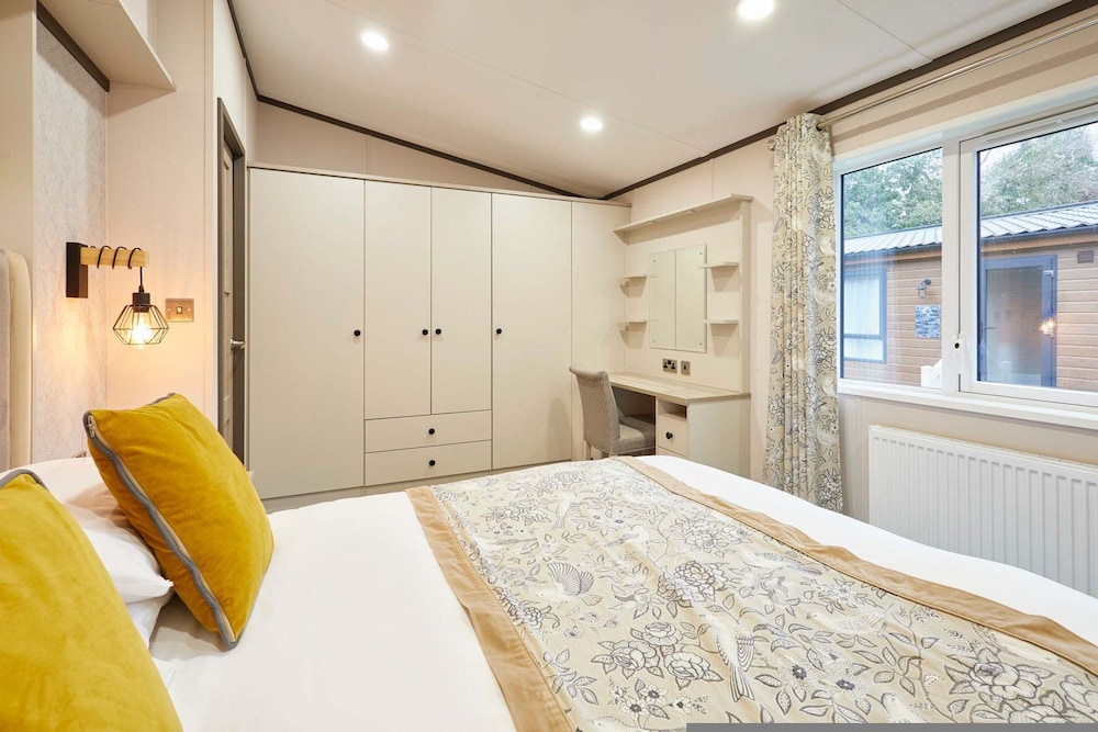 Host Stay Brackencroft Lodge