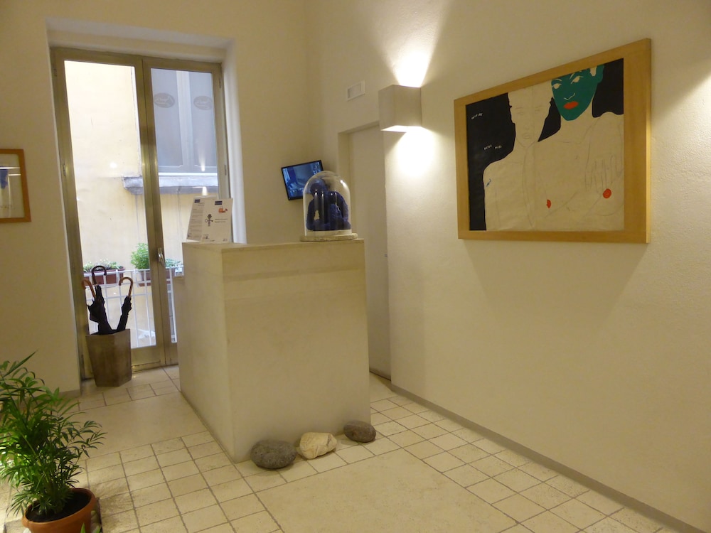 Micalò ArtRooms