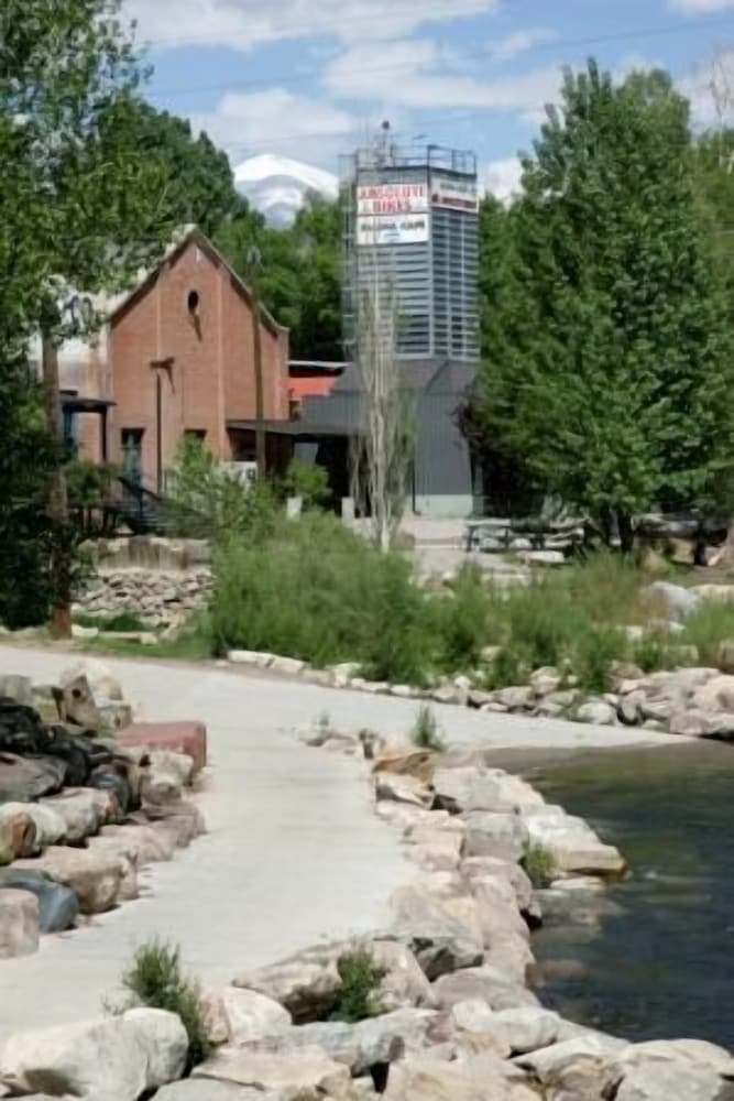 The Townie 1 Bedroom Holiday Home By Pinon Vacation Rentals