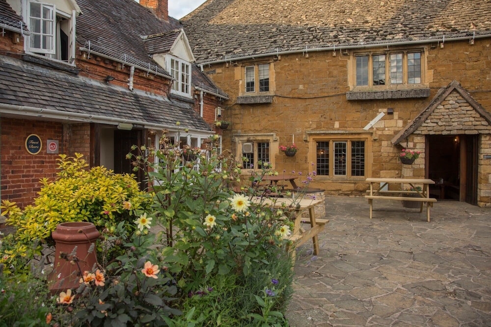 The College Arms