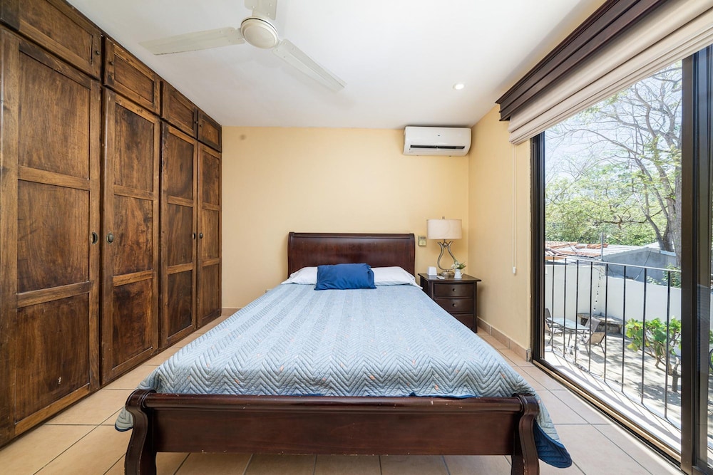 Freshly Updated 3BR With Pool Walk to the Beach Casa Luz de Luna