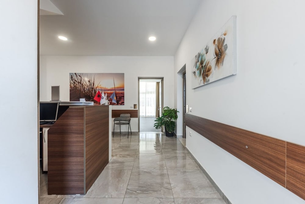 Seaside Apartment With Resort Access - Margarita