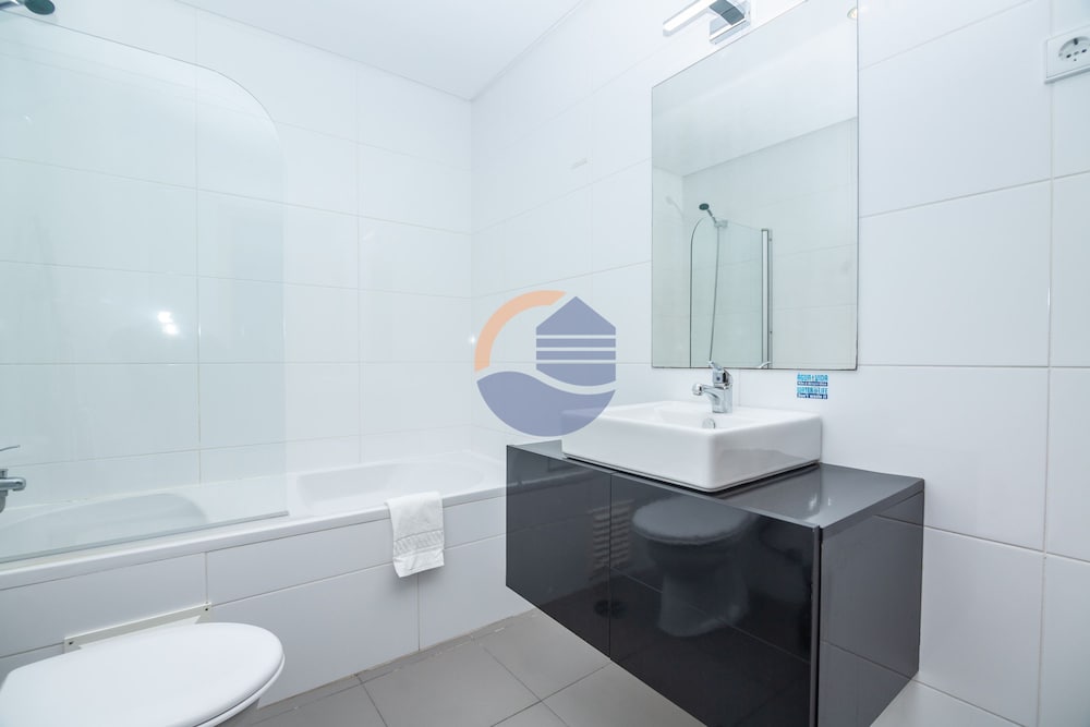 10 in Portim o With 1 Bedrooms and 1 Bathrooms