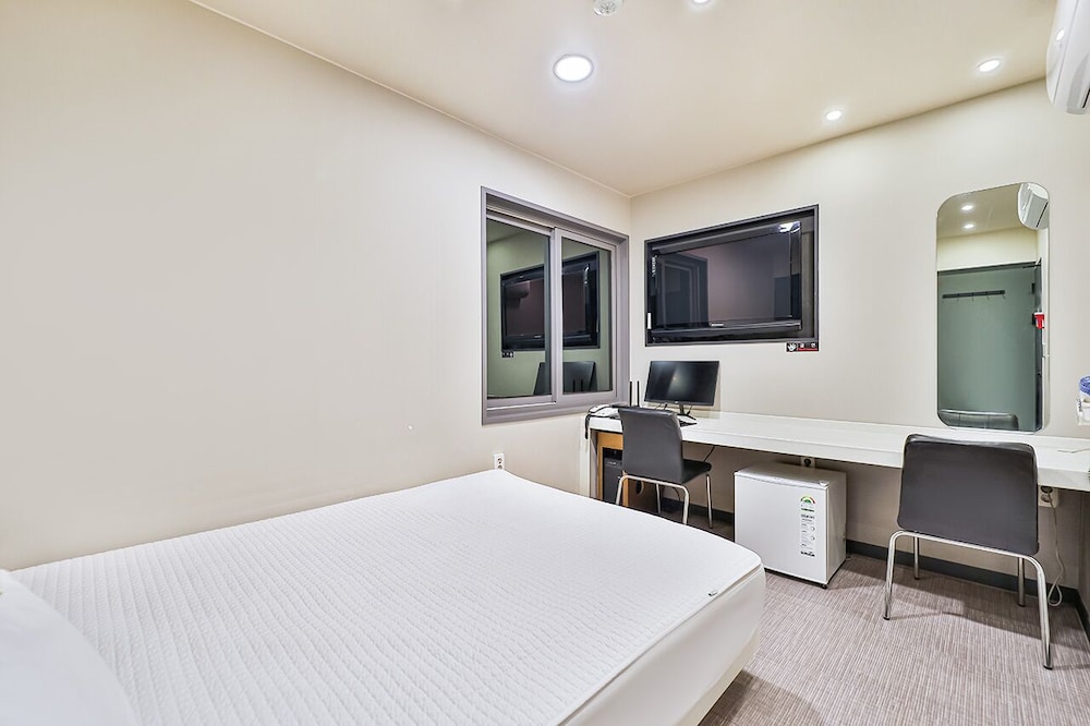 Top Motel