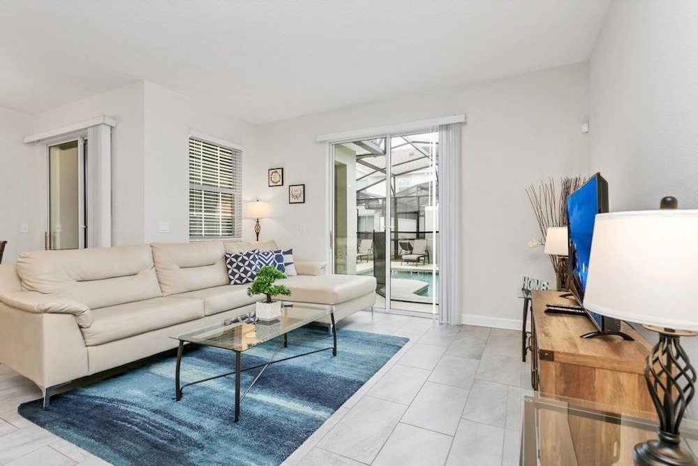 4815lulaby 4 Bedroom Townhouse view 4