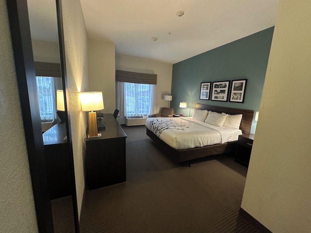 Sleep Inn Suites Fort Dodge - Property Image 29