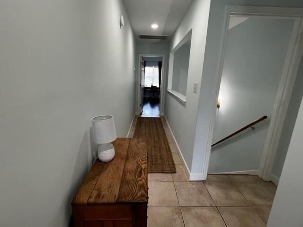 121 B 7th Ave South 4 Bedroom Home by RedAwning view 2