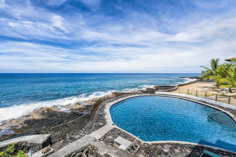 Beautiful Ocean View - Updated - Wifi Included- Vrkcv