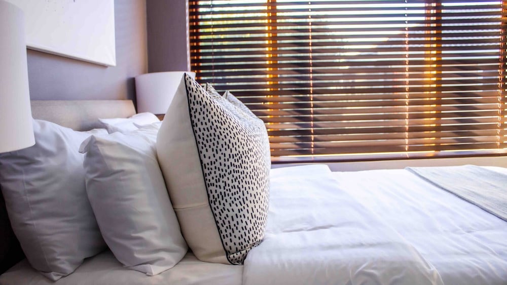 Beautiful 2 Bedroom Apartment Near Monte Casino