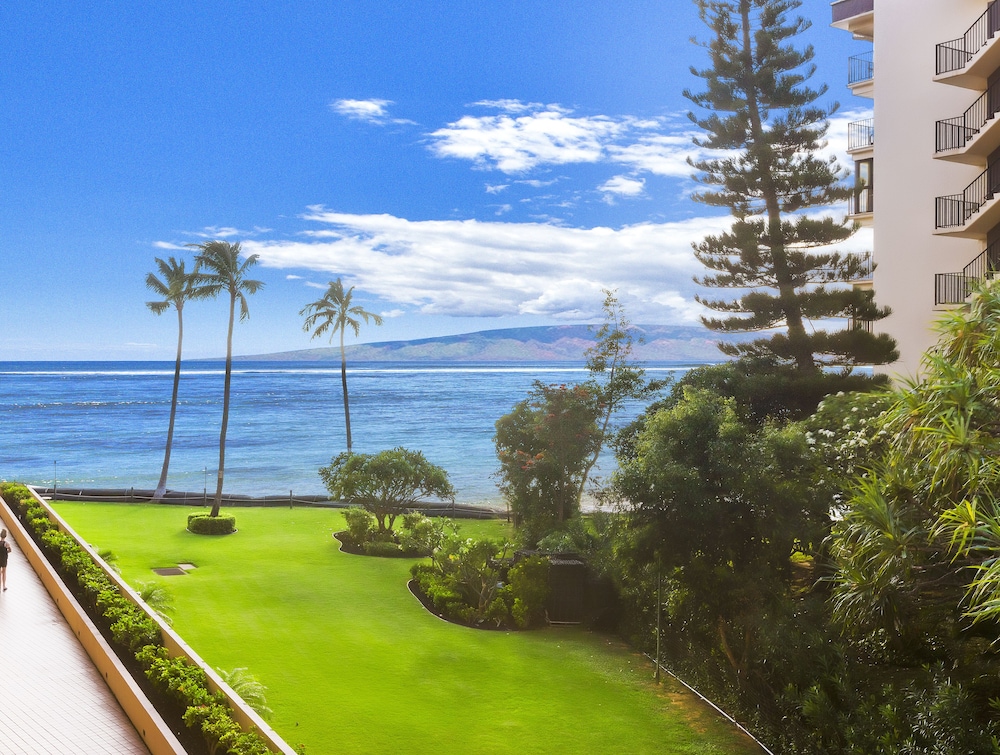 Royal Kahana Resort by rkmaui