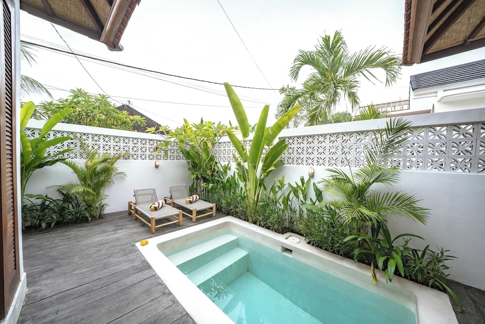Villa Taman & Villa Serai Kedungu
