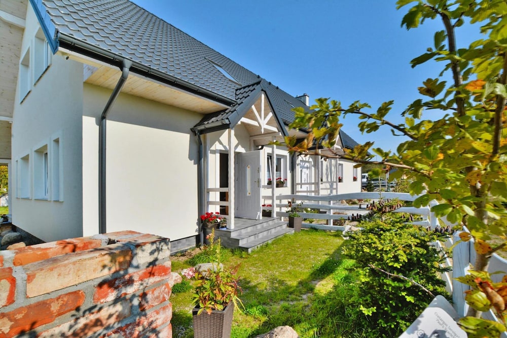 Apartment in Rusinowo Near Seaside Beach