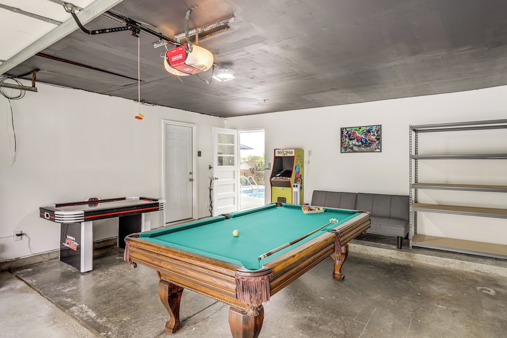 Dayton Family Home w/ Game Room: Walk to City Park