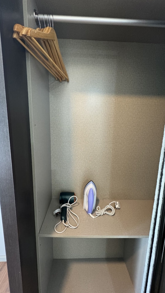 UNA Serviced Apartment by Manatidur