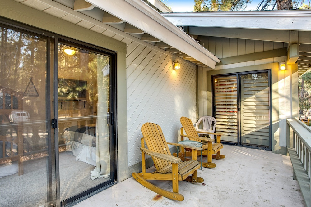 Summit Hideaway #445