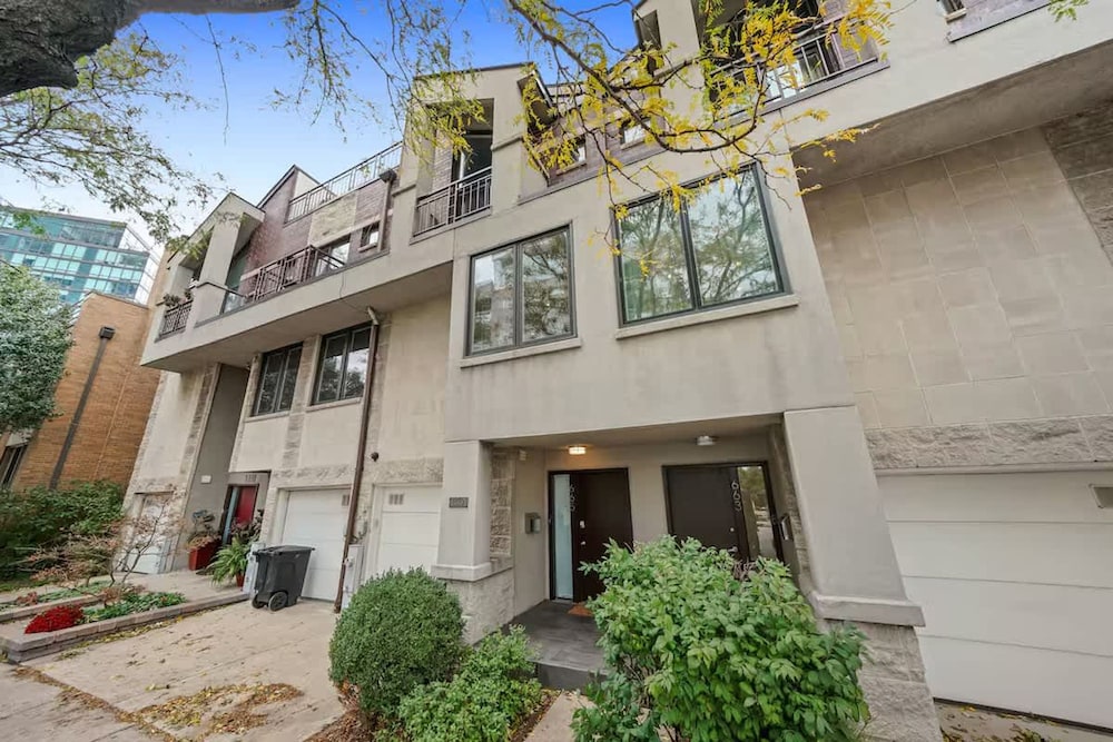 River West Designer Home