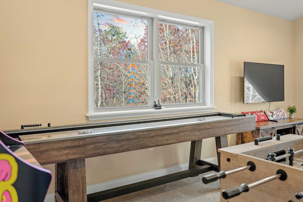 Stephen Way by Avantstay Hot Tub + Game Room Albrightsville