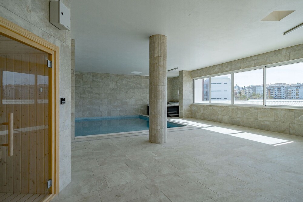 Lagos Marina View 1 With Pool by Homing