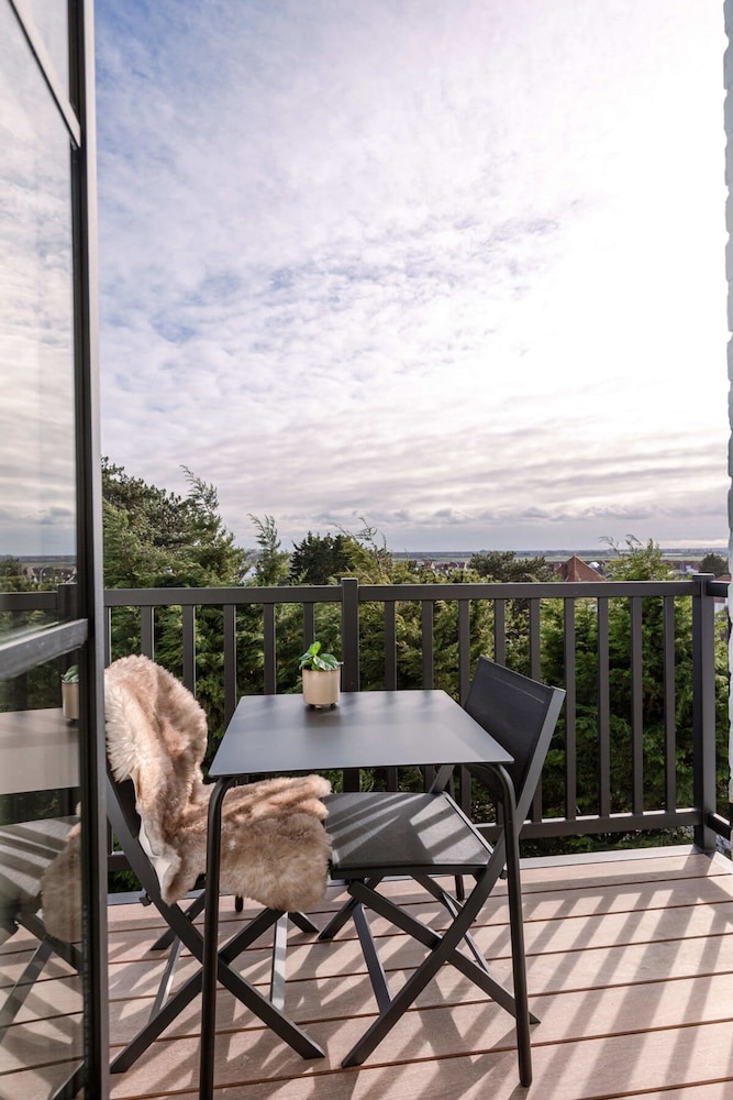 Lovely new Apartment in Knokke-heist by the Beach