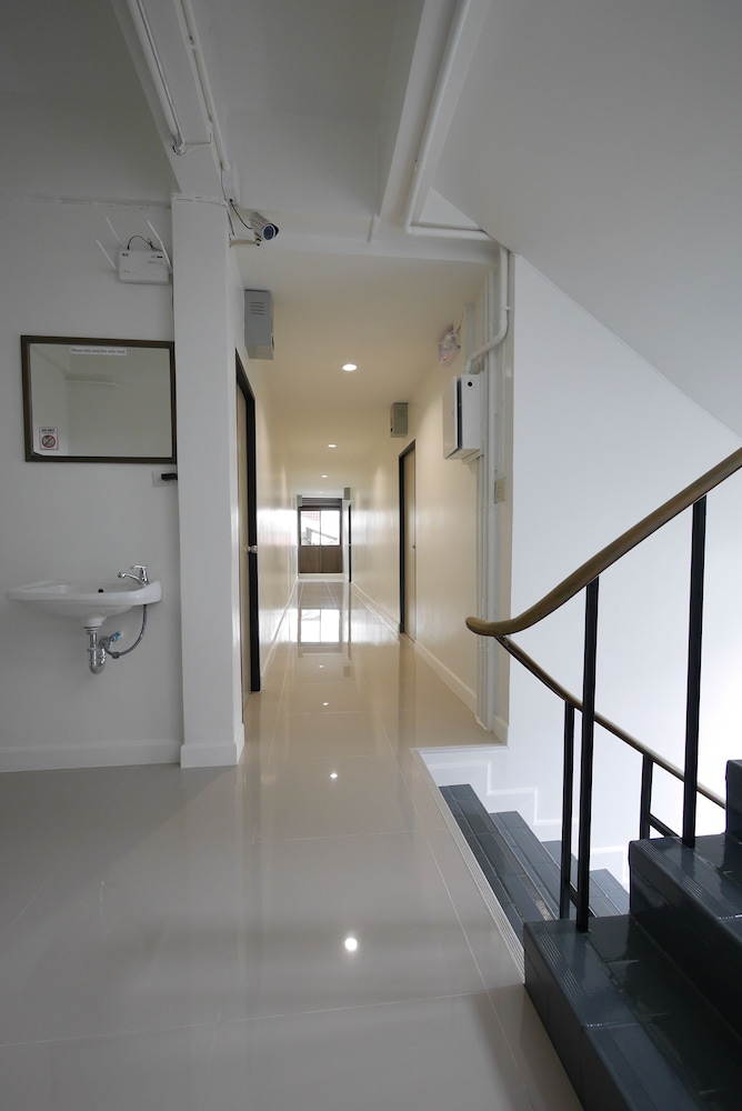 Lee Home Bangkok